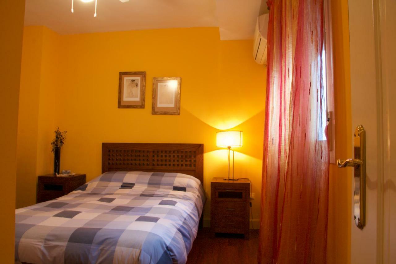 Apartamento San Benito C Sevilla Eksteriør billede